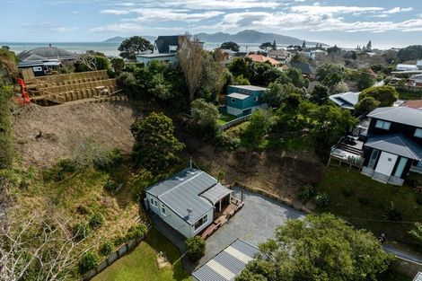 Photo of property in 97 Renown Road, Raumati South, Paraparaumu, 5032