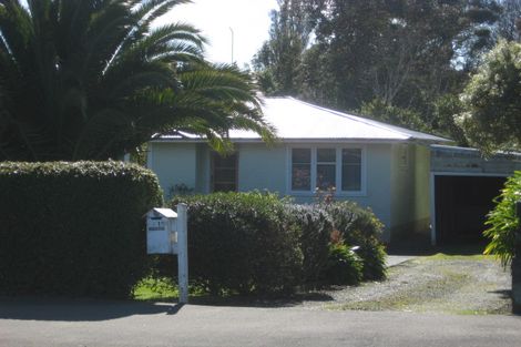 Photo of property in 19 Station Road, Marton, 4710