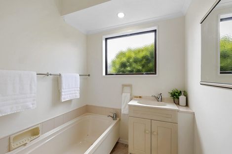 Photo of property in 6 Vogel Street, Fitzroy, New Plymouth, 4312