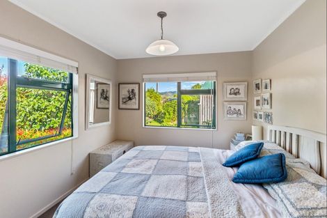 Photo of property in 389 Tararua Road, Levin, 5571