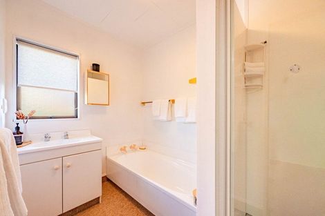 Photo of property in 2/6 King Street, Taradale, Napier, 4112