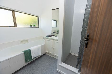 Photo of property in 1/14 Dasent Street, Karori, Wellington, 6012