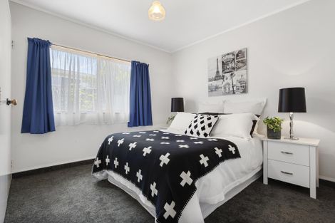 Photo of property in 2/4 Parker Avenue, New Lynn, Auckland, 0600