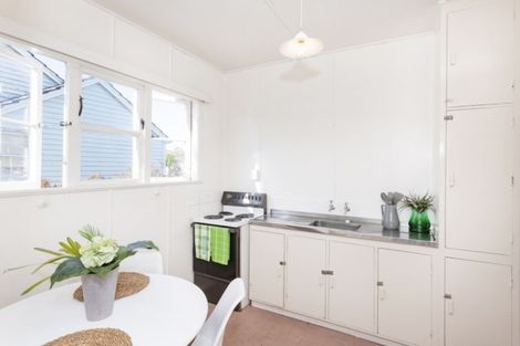 Photo of property in 6 De Lautour Road, Kaiti, Gisborne, 4010