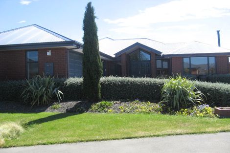 Photo of property in 6 Hideaway Gate, Parklands, Christchurch, 8083