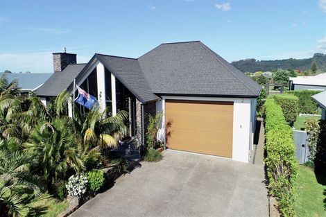 Photo of property in 8 Sara Way, Whitianga, 3510