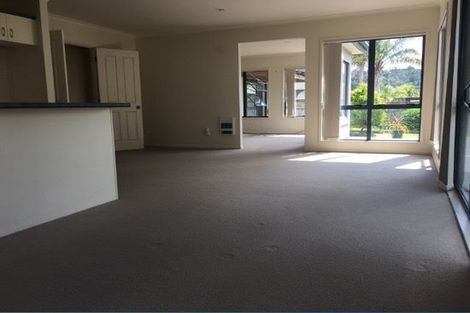 Photo of property in 7 Kinleith Way, Albany, Auckland, 0632