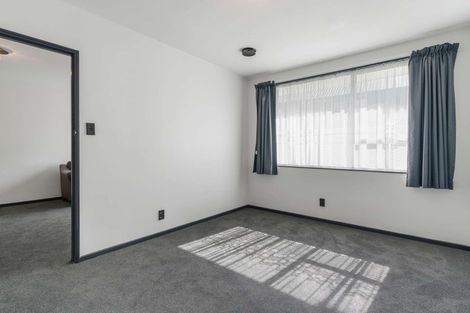 Photo of property in 2/42 Mathesons Road, Phillipstown, Christchurch, 8011