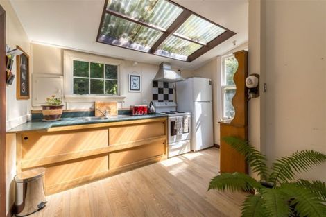 Photo of property in 52 Glen Road, Mornington, Dunedin, 9011