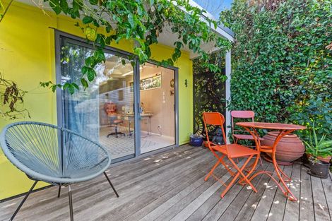 Photo of property in 9 Ferndale Avenue, Leigh, 0985