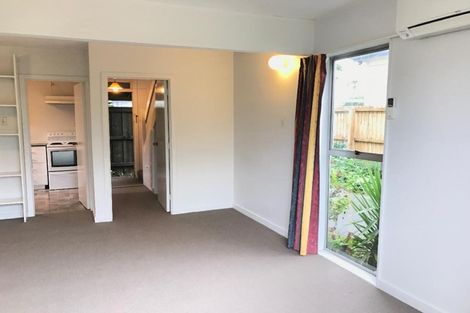 Photo of property in 2/12 Berry Street, St Albans, Christchurch, 8014