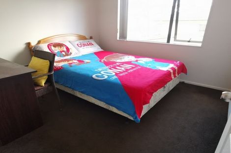 Photo of property in 20 Gordon Stanley Drive, Massey, Auckland, 0614