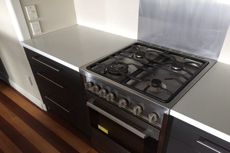 Photo of property in 58 Middleton Road, Kew, Dunedin, 9012