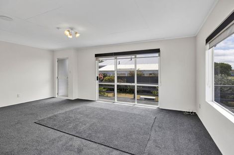Photo of property in 6 Manuka Place, Hawera, 4610