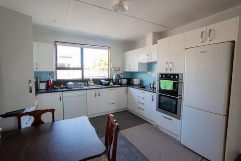 Photo of property in 43 Robertson Street, Gore, 9710