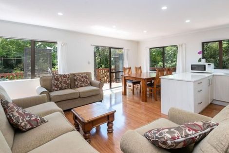 Photo of property in 39a Evelyn Road, Cockle Bay, Auckland, 2014