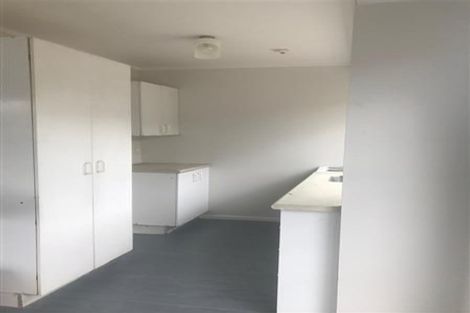 Photo of property in 1/15 Shifnal Drive, Randwick Park, Auckland, 2105