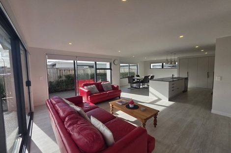 Photo of property in 76 Franks Way, Papamoa Beach, Papamoa, 3118