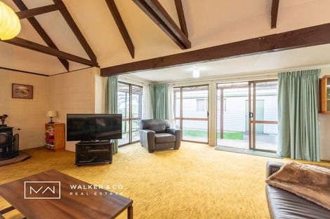 Photo of property in 10 Weka Grove, Elderslea, Upper Hutt, 5018