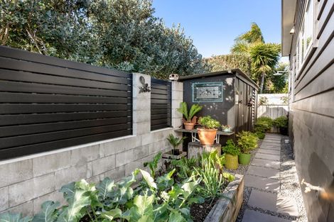 Photo of property in 59b Simpson Road, Papamoa Beach, Papamoa, 3118