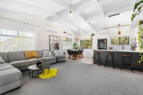Photo of property in 2/324 Beach Road, Onerahi, Whangarei, 0110