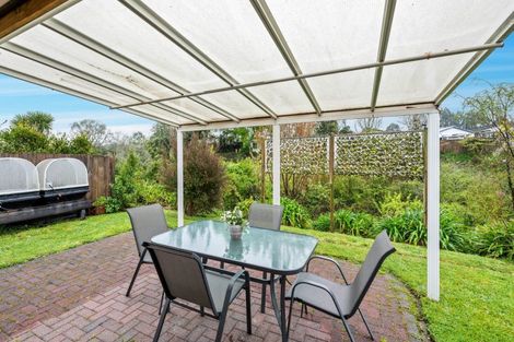 Photo of property in 10 Heaphy Place, Pukehangi, Rotorua, 3015