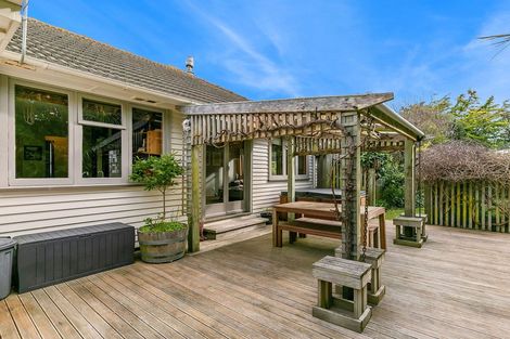 Photo of property in 29 Hiwi Crescent, Titahi Bay, Porirua, 5022