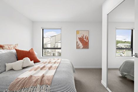 Photo of property in 2/170 Fraser Avenue, Johnsonville, Wellington, 6037