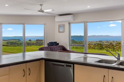 Photo of property in 107 Fuller Road, South Head, Helensville, 0874
