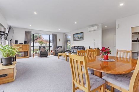 Photo of property in 2 Pukeko Place, Rangiora, 7400