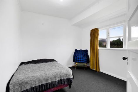 Photo of property in 210 South Road, Hawera, 4610