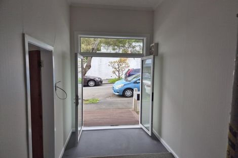 Photo of property in 22 Scarborough Terrace, Mount Victoria, Wellington, 6011