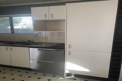 Photo of property in 2 Fairdale Avenue, Red Hill, Papakura, 2110