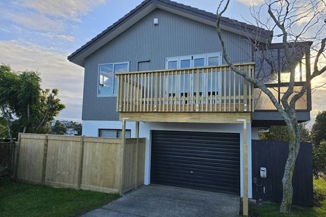 Photo of property in 1/25 Sartors Avenue, Northcross, Auckland, 0630