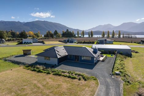 Photo of property in 11 Breaksea Street, Te Anau, 9600