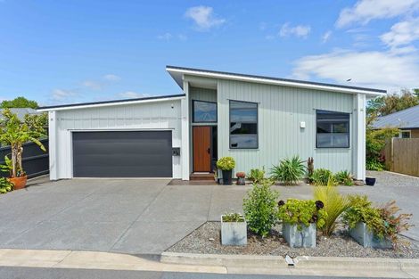 Photo of property in 27a Parata Street, Waikanae, 5036