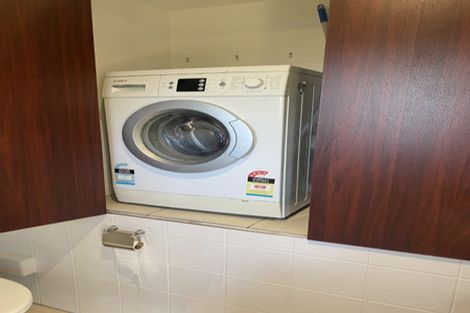 Photo of property in 8 Star Place, Cockle Bay, Auckland, 2014