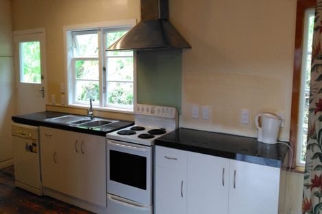 Photo of property in 51 Chaytor Street, Karori, Wellington, 6012