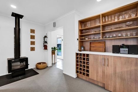 Photo of property in 2a Margaret Alice Close, Whalers Gate, New Plymouth, 4310