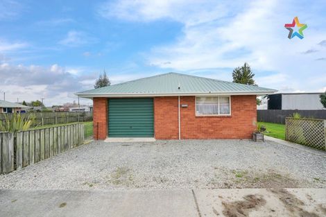 Photo of property in 6 Manse Street, Edendale, 9825
