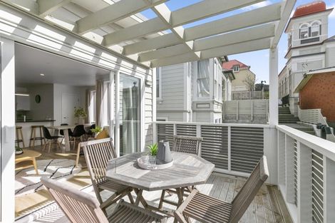 Photo of property in 8/239 Adelaide Road, Newtown, Wellington, 6021