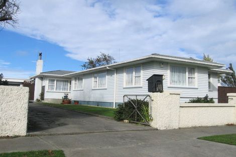 Photo of property in 1020 Tremaine Avenue, Roslyn, Palmerston North, 4414