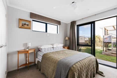 Photo of property in 16 Traverse Lane, Omokoroa, 3114