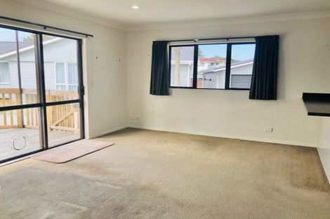 Photo of property in 15 Udall Place, Bucklands Beach, Auckland, 2014