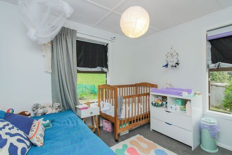 Photo of property in 1 Sidlaw Street, Strathmore Park, Wellington, 6022