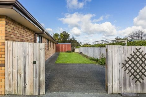 Photo of property in 11 Muncaster Road, Snells Beach, 0920