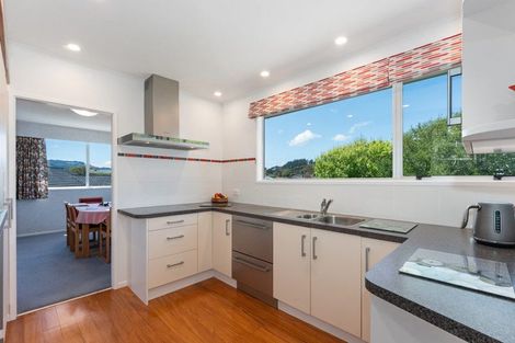 Photo of property in 1 Dunrobin Grove, Silverstream, Upper Hutt, 5019