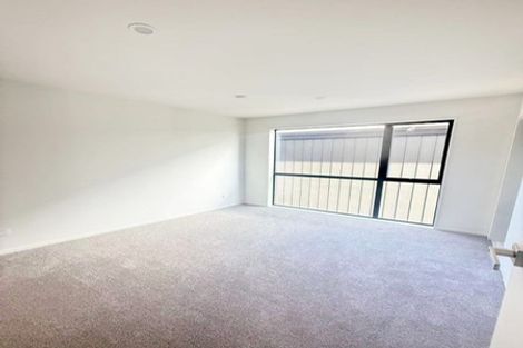 Photo of property in 22 Piringa Road, Pukekohe, 2120