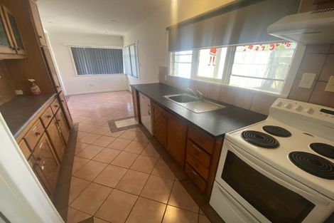 Photo of property in 21 Myers Road, Manurewa East, Auckland, 2102