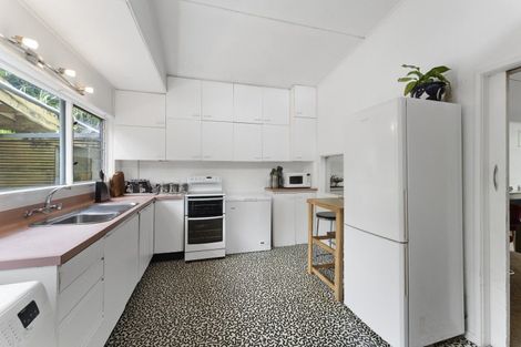 Photo of property in 51 Poplar Avenue, Raumati South, Paraparaumu, 5032